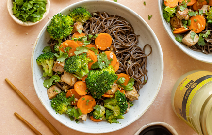 Fitness recept: Soba rezance s tofu a zeleninou